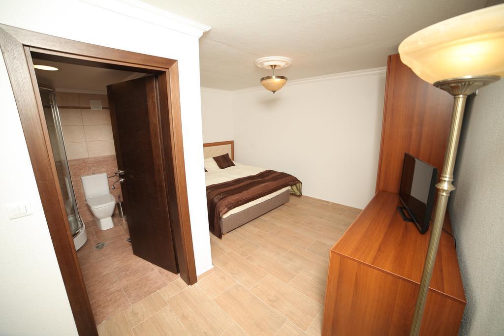 Apartments Risteski Ljubaništa Pokoj fotografie