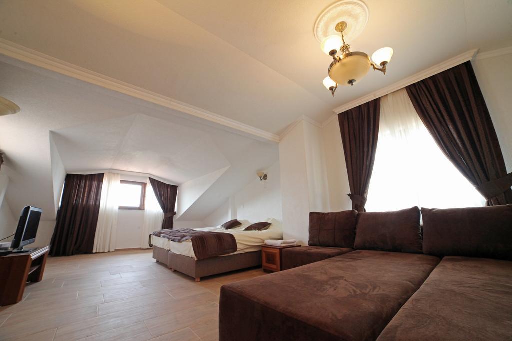 Apartments Risteski Ljubaništa Pokoj fotografie