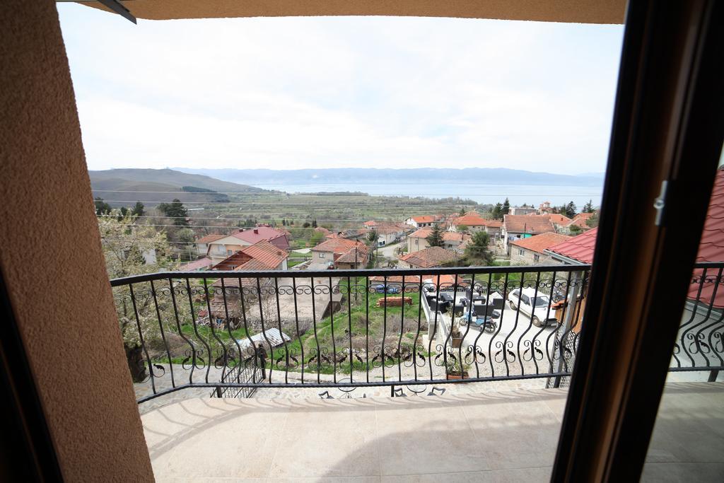 Apartments Risteski Ljubaništa Pokoj fotografie